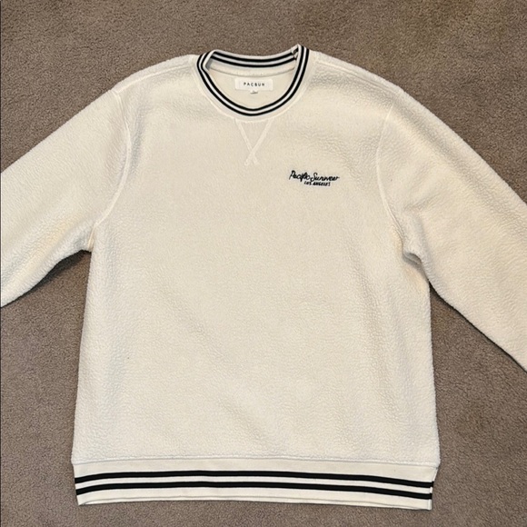 PacSun White Crewneck Fleecy Sweatshirt with Sporty Stripes - Picture 1 of 5